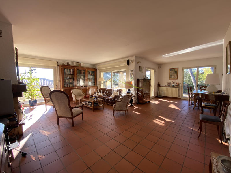 Maison - 193 m² - 7 pièces