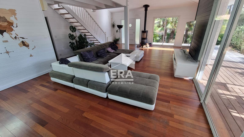 Maison - 149 m² - 5 pièces