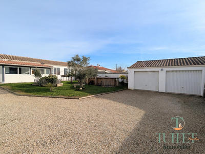 Maison - 121 m² - 6 pièces