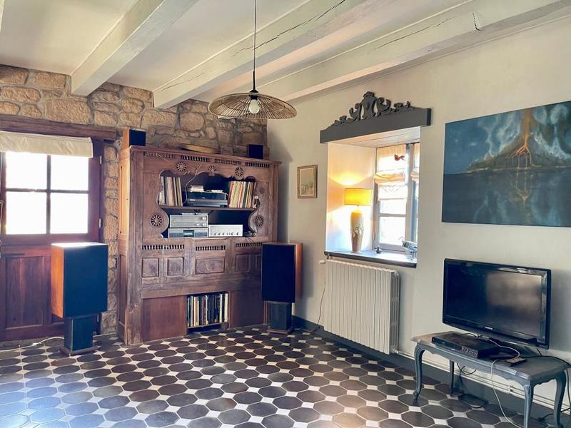 Demeure - 140 m² - 5 pièces