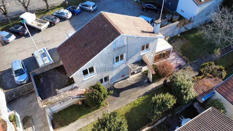 Maison - 104 m² - 4 pièces