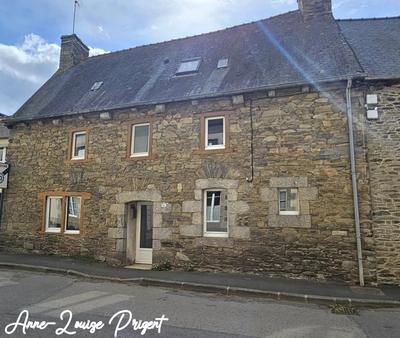 Maison de village - 112 m² - 10 pièces