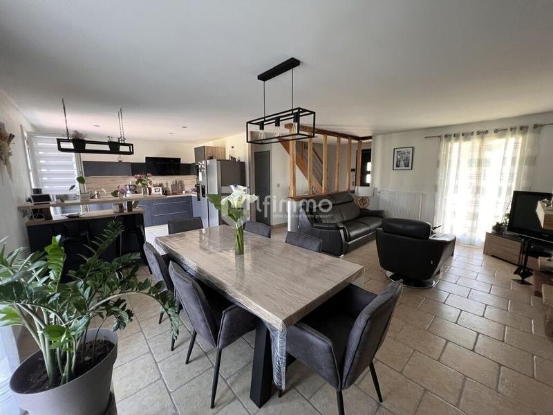 Pavillon - 133 m² - 6 pièces