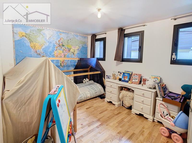 Appartement - 178 m² - 5 pièces