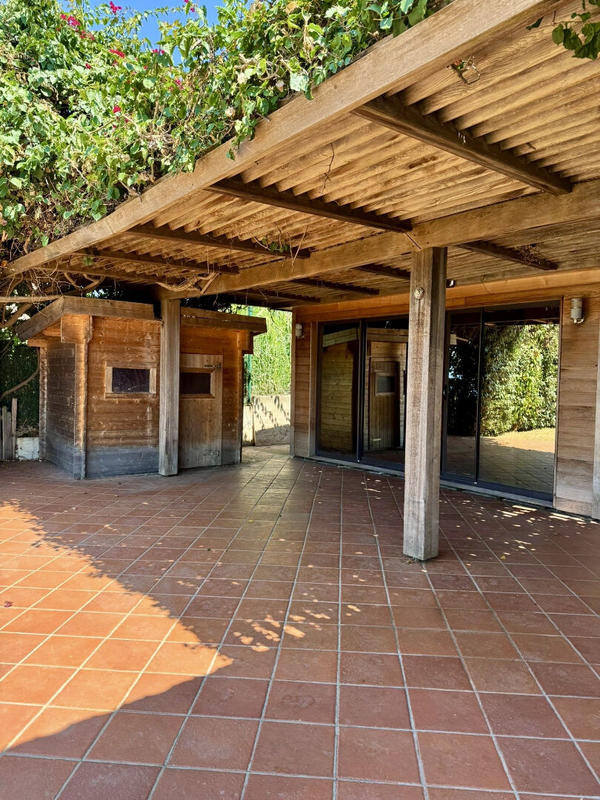 Demeure - 295 m² - 10 pièces