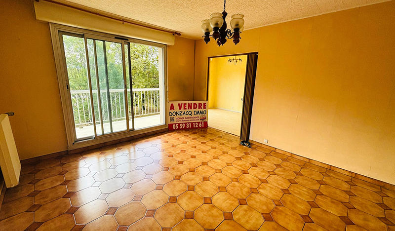 Appartement - 90 m² - 4 pièces