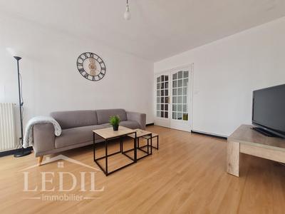 Appartement - 92 m² - 4 pièces