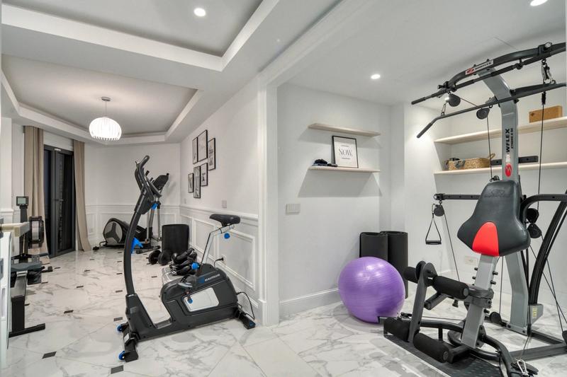 Villa - 484 m² - 12 pièces