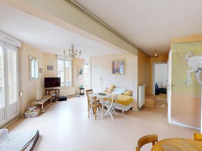 Appartement ancien - 80 m² - 4 pièces