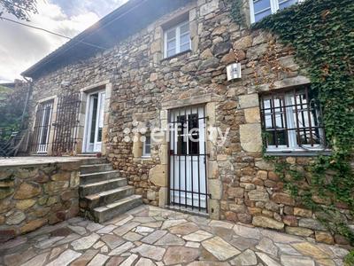 Maison - 338 m² - 13 pièces