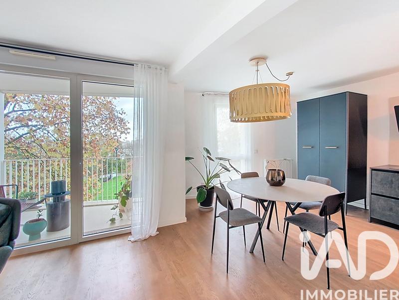 Appartement - 80 m² - 3 pièces