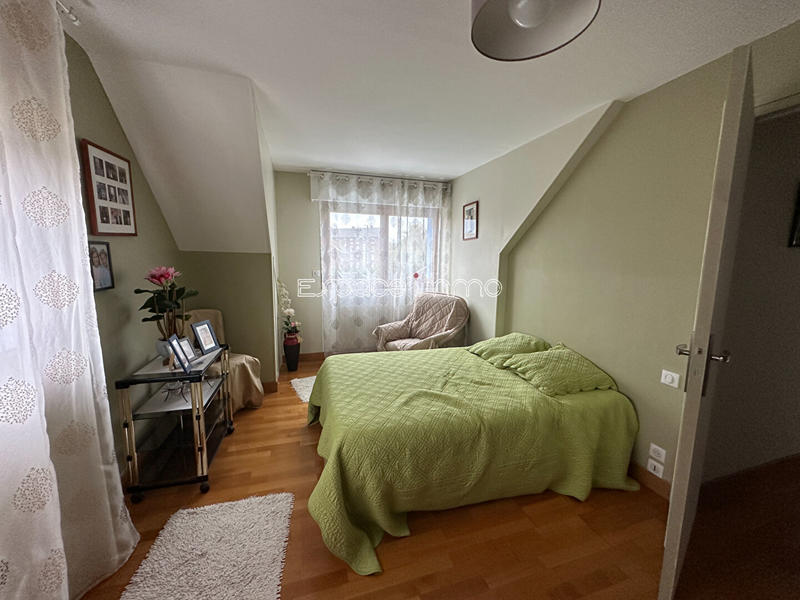 Maison - 162 m² - 7 pièces