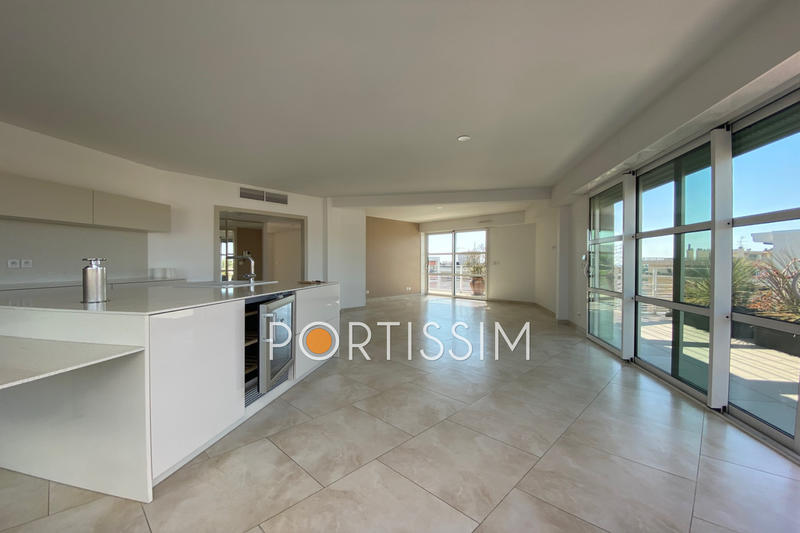 Villa - 107 m² - 4 pièces