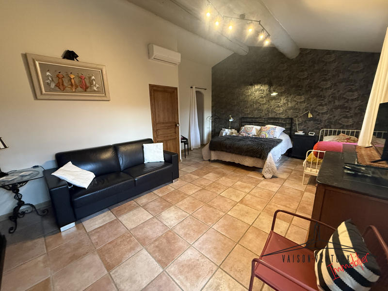 Maison - 185 m² - 7 pièces