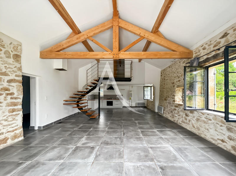 Maison - 100 m² - 4 pièces