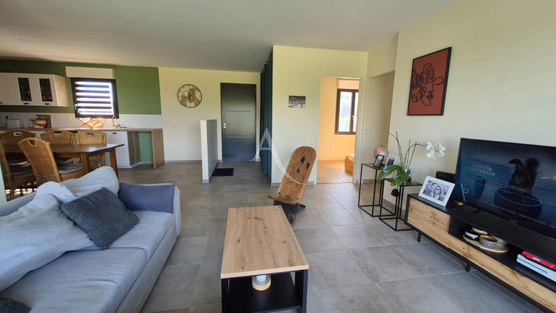 Maison - 114 m² - 5 pièces