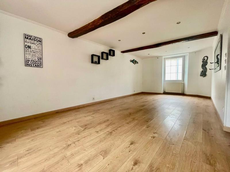 Maison de village - 105 m² - 4 pièces