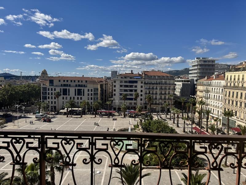 Appartement - 140 m² - 7 pièces