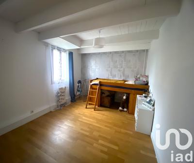 Maison - 185 m² - 7 pièces