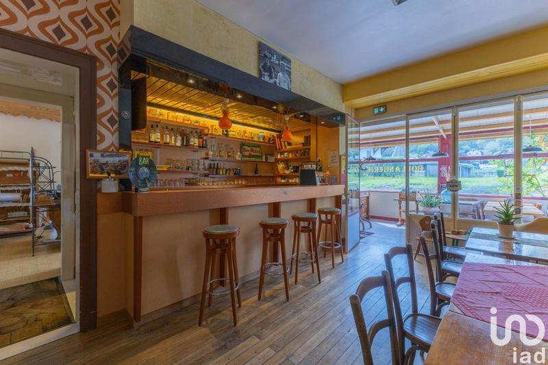 Local commercial - 131 m²