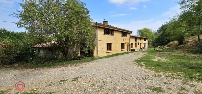 Ferme - 336 m² - 8 pièces