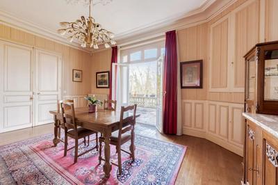 Maison de maîtres - 246 m² - 10 pièces