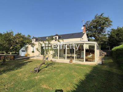 Maison - 175 m² - 9 pièces