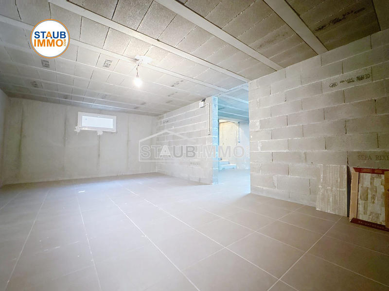 Maison - 93 m² - 5 pièces