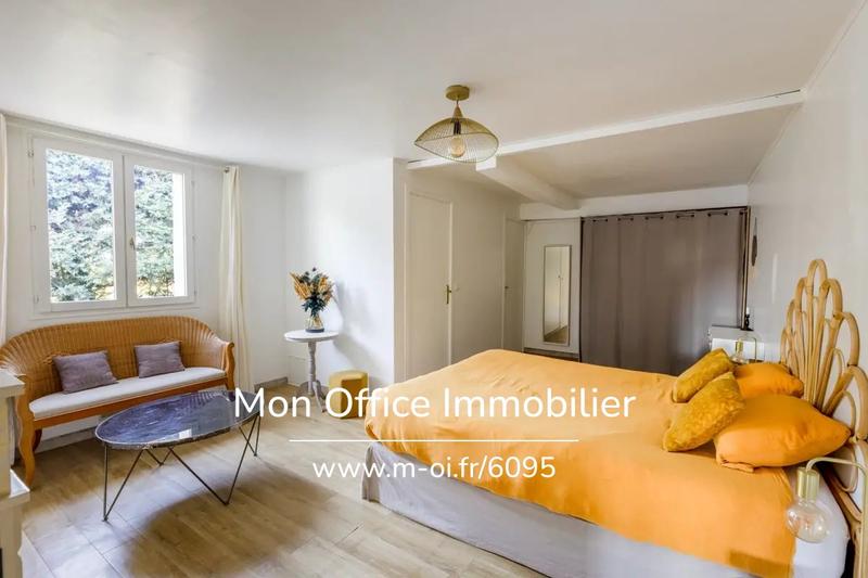 Villa - 160 m² - 5 pièces