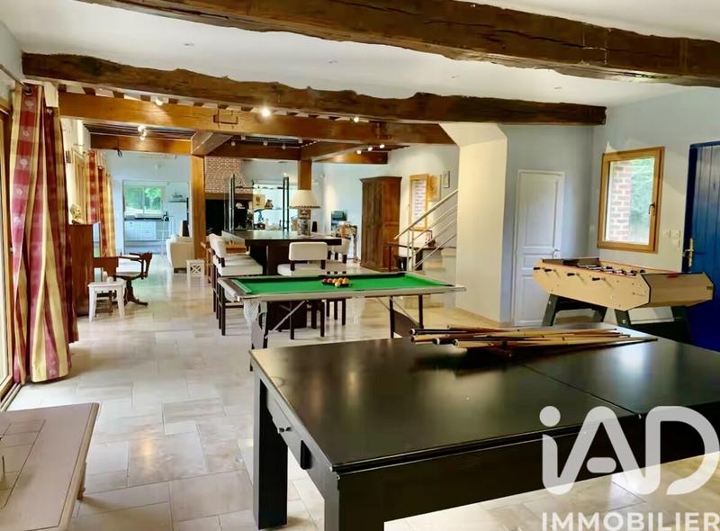 Maison - 298 m² - 5 pièces