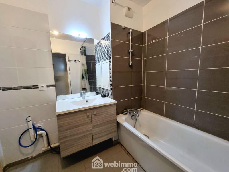 Appartement - 77 m² - 4 pièces