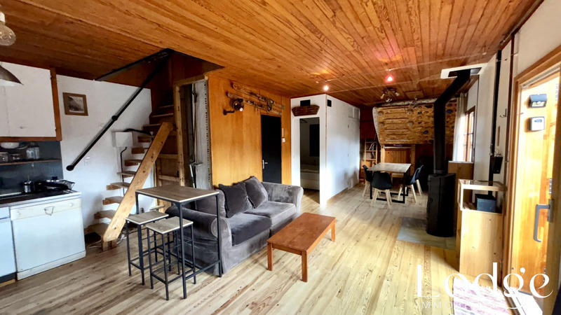 Maison - 110 m² - 7 pièces