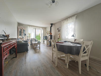 Maison - 84 m² - 4 pièces