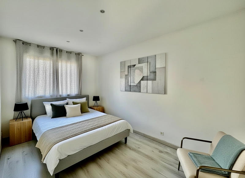 Appartement - 82 m² - 4 pièces