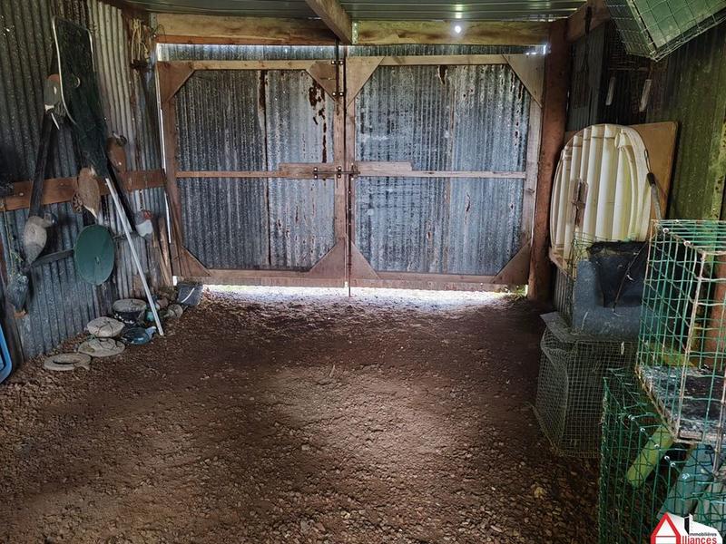 Terrain - 12 100 m²