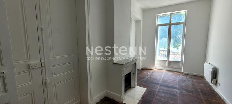 Bureau - 81 m² - 4 pièces