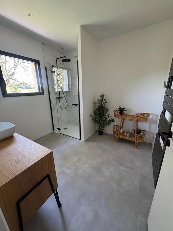 Maison - 170 m² - 7 pièces