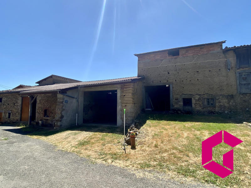 Maison ancienne - 170 m² - 4 pièces