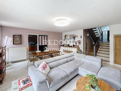 Maison - 122 m² - 5 pièces