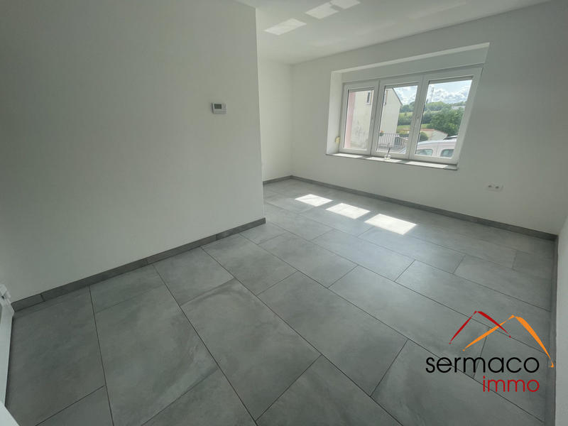 Local commercial - 94 m² - 4 pièces