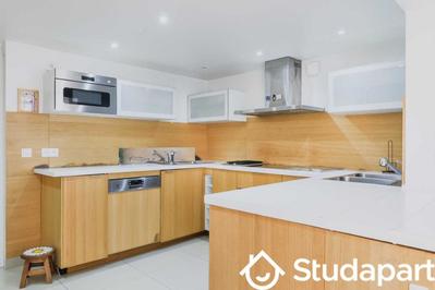 Appartement - 220 m² - 4 pièces