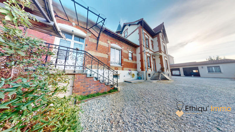 Maison - 192 m² - 7 pièces