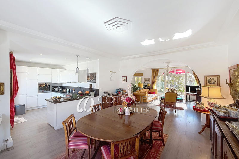 Appartement - 103 m² - 3 pièces