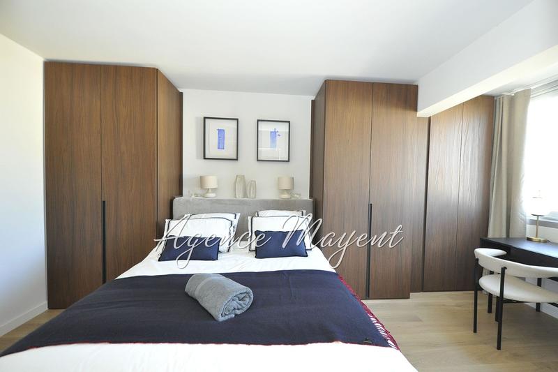 Appartement - 85 m² - 3 pièces