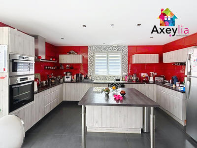 Maison - 106 m² - 4 pièces