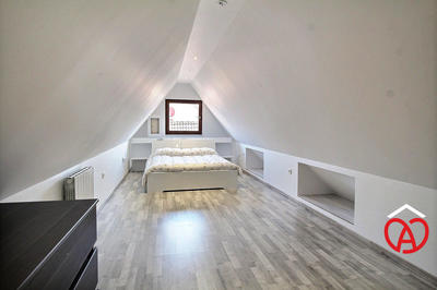 Appartement - 83 m² - 4 pièces