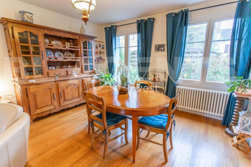 Maison - 105 m² - 5 pièces