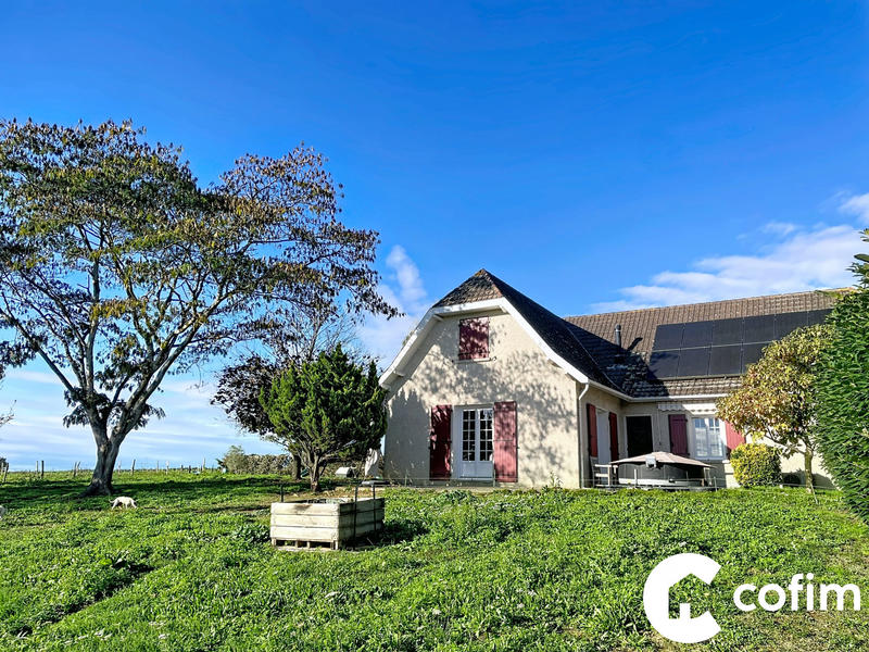 Maison - 150 m² - 7 pièces