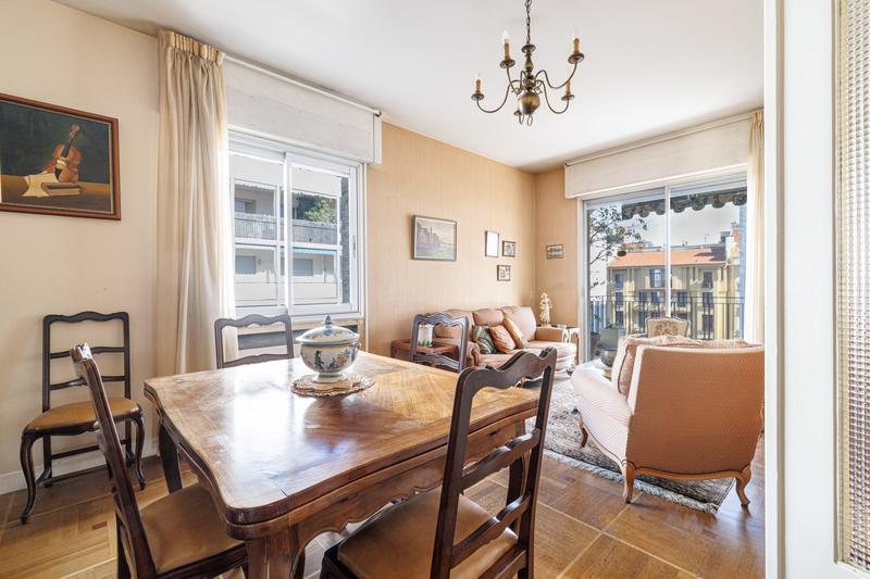 Appartement - 105 m² - 4 pièces