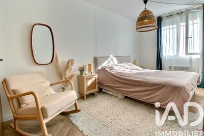 Appartement - 110 m² - 4 pièces